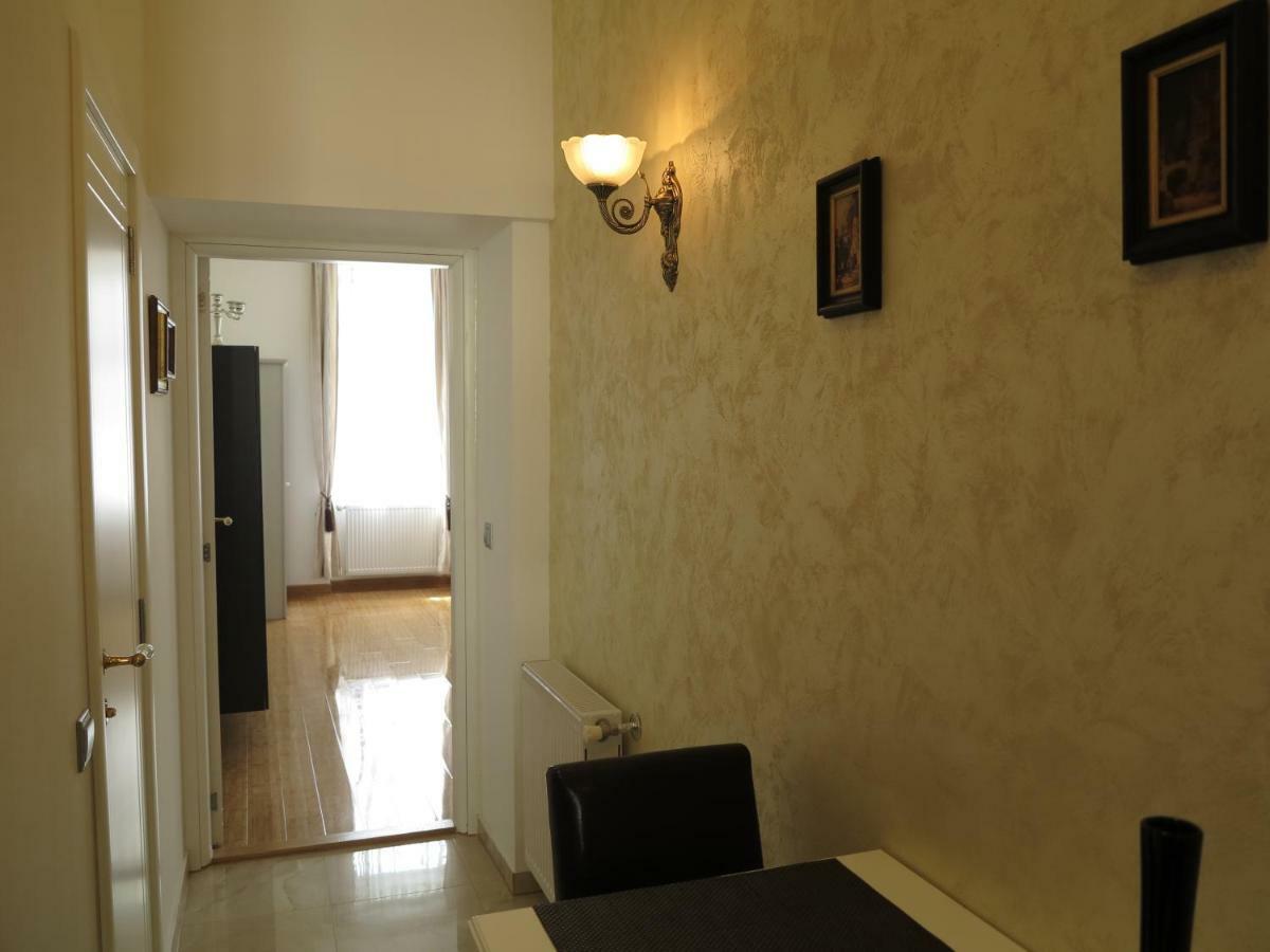 Small Luxury Kapitol Apartment Vienne Extérieur photo