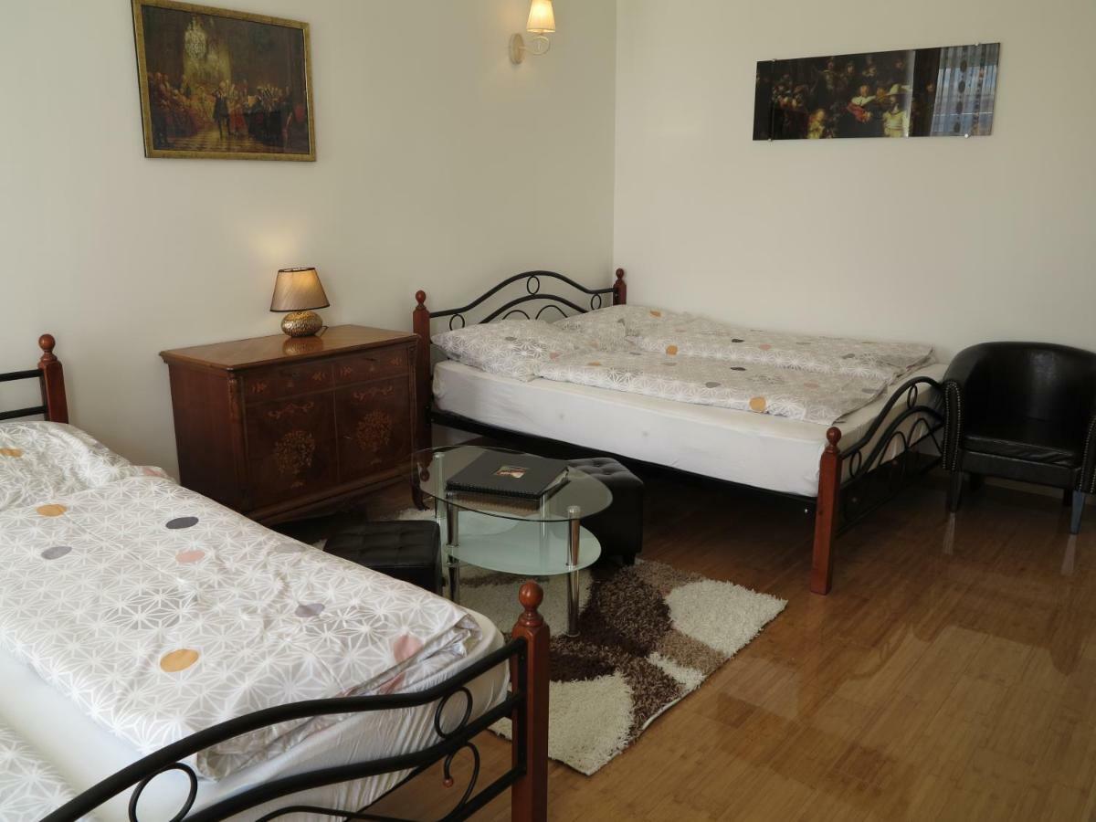 Small Luxury Kapitol Apartment Vienne Extérieur photo
