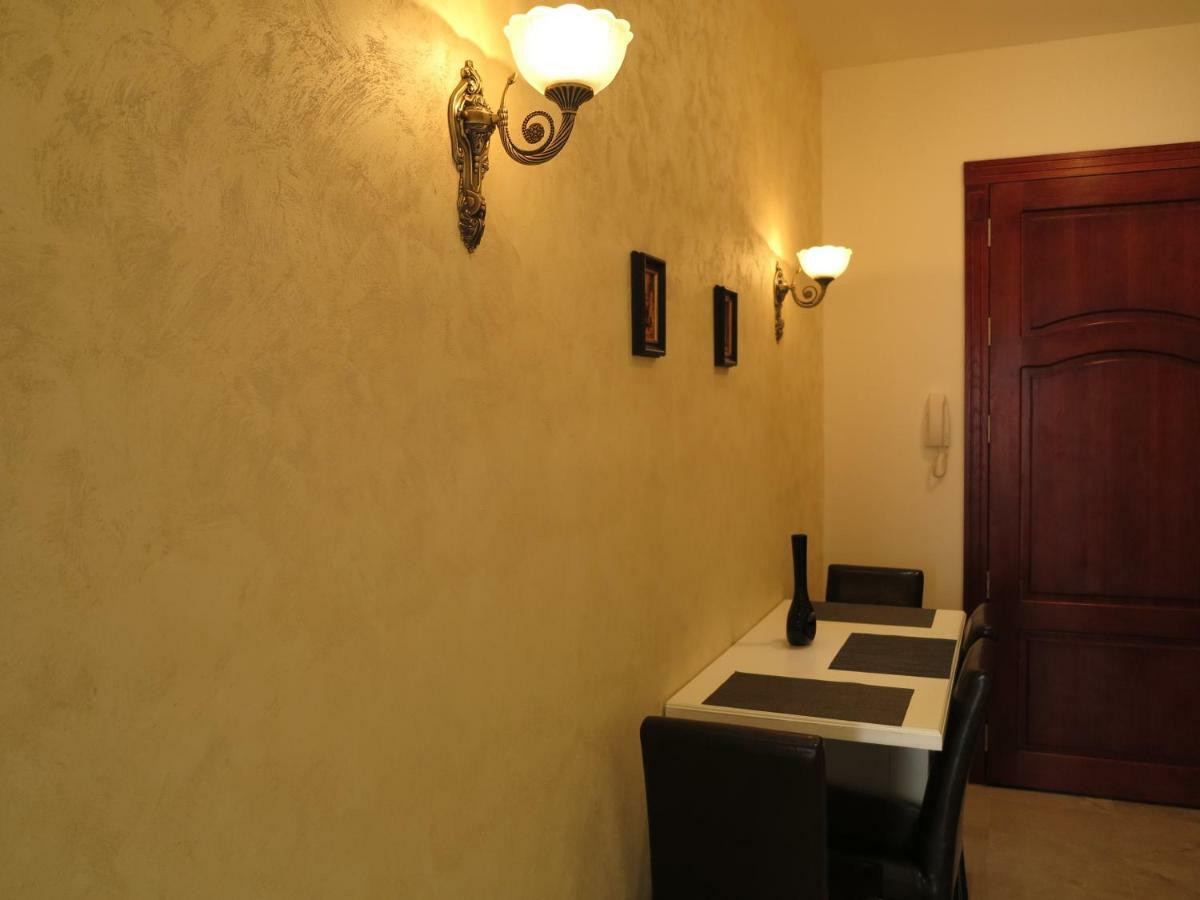 Small Luxury Kapitol Apartment Vienne Extérieur photo
